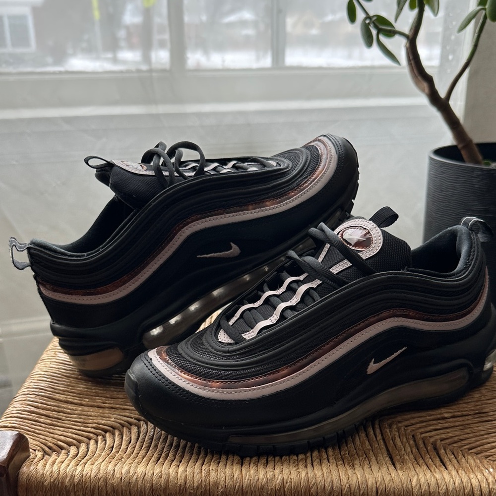 Nike Air Max 97 in Black and Pink